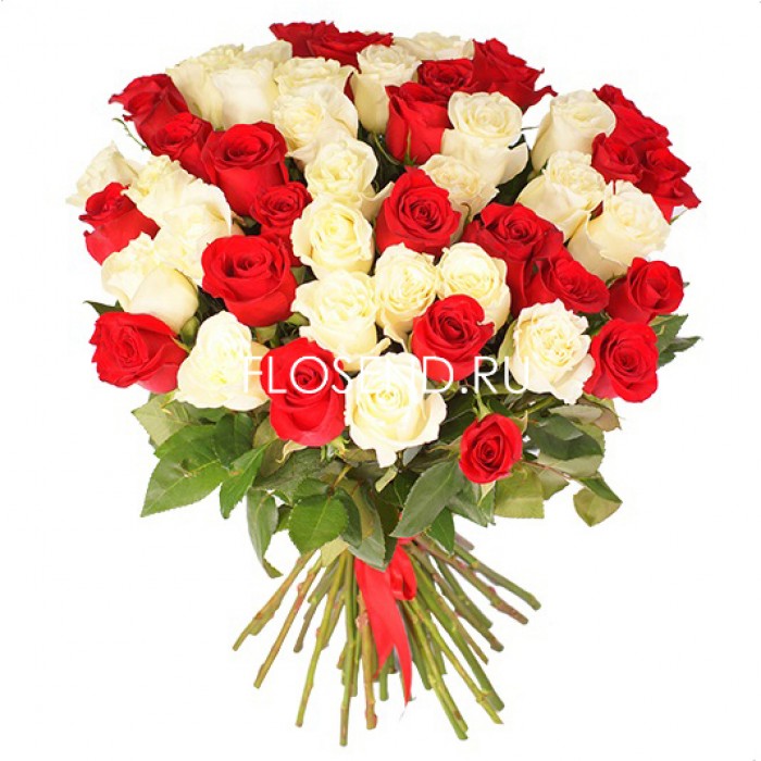 Букет «51 красных и белых роз»